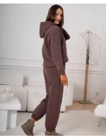 Bavlněná hrubší dámská tepláková souprava v čokoládové barvě (82143) Bavlněná hrubší dámská tepláková souprava v čokoládové barvě (82143)