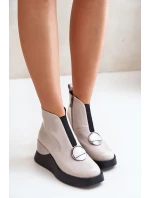 Lakovane Boty Na Klínu Zateplené D&A MR880-136 Světle šedé Lakovane Boty Na Klínu Zateplené D&A MR880-136 Světle šedé