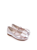 Kožené dětské baleríny s ozdobnou mašlí stříbrne Claril Kožené dětské baleríny s ozdobnou mašlí stříbrne Claril