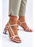 lakované sandály na ozdobném podpatku D&A Béžove
