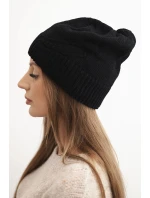 Dámská zimní čepice z vlny s pruhovaným vzorem K471 černá