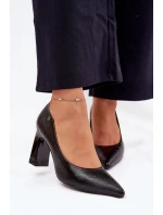 Dámské lodičky na podpatku Vinceza 62252 černé