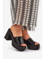 Dámské Pantofle Z Eko Kůže Na Podpatku A Platformě Černé Tamirella Dámské Pantofle Z Eko Kůže Na Podpatku A Platformě Černé Tamirella