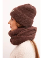 Dámská souprava s čepicí a šálou hnědá - K-Fashion