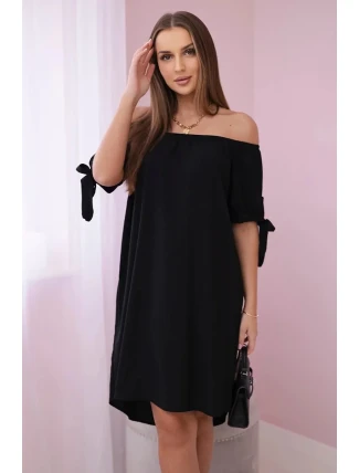 Šaty svázané na rukávech černé Šaty svázané na rukávech černé