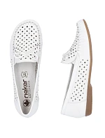 Dámské kožené prolamované mokasíny Rieker L6352-80, lehké pohodlné bílé barvy