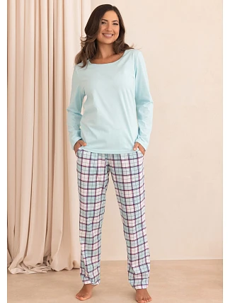 Pyžamo Regina 4028 dlouhé rukávy, velikosti M–2XL, Z26 Pyžamo Regina 4028 dlouhé rukávy, velikosti M–2XL, Z26
