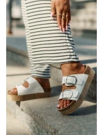 Dámské Pantofle Na Platformě S Přezkami Lee Cooper LCW-25-35-3496L Bílé Dámské Pantofle Na Platformě S Přezkami Lee Cooper LCW-25-35-3496L Bílé