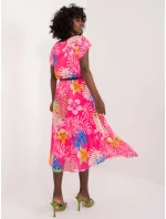 Šaty DHJ SK 8839 3.30 tmavě růžová Šaty DHJ SK 8839 3.30 tmavě růžová