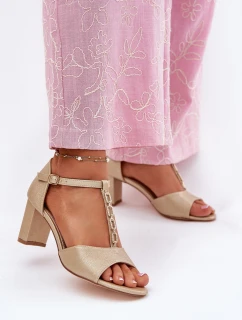 Dámské Sandály Na Podpatku S Dekorativním Páskem Eko Kůže Zlaté Triavera