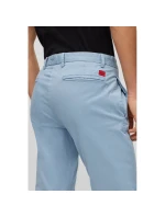 Pánské dlouhé kalhoty Hugo Boss slim fit z elastického bavlněného gabardénu modré barvy (50468314-451) Pánské dlouhé kalhoty Hugo Boss slim fit z elastického bavlněného gabardénu modré barvy (50468314-451)