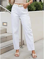 Dámské džíny mom fit s vysokým pasem a páskem bílé FashionStreet UY3054