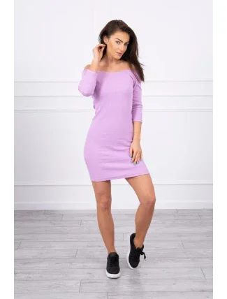 Pruhované vypasované šaty ve fialové barvě Pruhované vypasované šaty ve fialové barvě