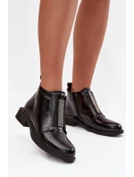 Lakované zateplené dámské kotníkové boty na nízkém podpatku S.Barski – černé