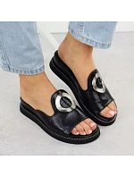 Dámské žabky na nízkém podpatku černé M.Daszynski Dámské žabky na nízkém podpatku černé M.Daszynski