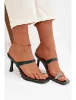 Dámské lodičky na podpatku s ozdobným detailem tmavě zelené Lorissa