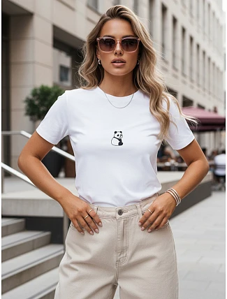 Dámské bavlněné tričko s malým potiskem pandy, bílé, FashionStreet NX8045RY Dámské bavlněné tričko s malým potiskem pandy, bílé, FashionStreet NX8045RY