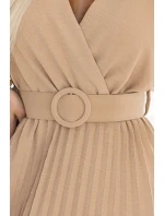 607-2 Plisované midi šaty LYRA s obálkovým výstřihem a širokým páskem - CARMELINE