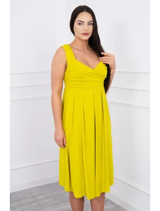 Šaty s širokými ramínky Šaty s širokými ramínky