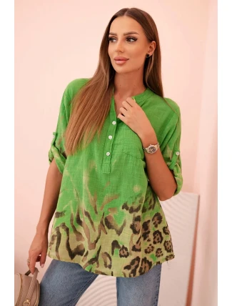 Dámská bavlněná košile s ohrnutými rukávy a zvířecím vzorem zelená