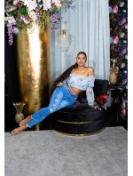 Dámský sexy volánkový top Carmen T80149 Růžová s květinovým vzorem - Style fashion Dámský sexy volánkový top Carmen T80149 Růžová s květinovým vzorem - Style fashion