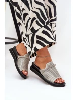 Dámské sandály na klínu s ozdobným páskem stříbrné Teriwes