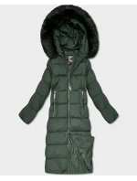 Dlouhá dámská zimní bunda v lahvově zelené barvě s kapucí (7688BIG)