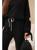 Komplet dámský máslový z viskózy s vázáním černý