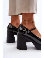 Dámské lakované polobotky na platformě a sloupku Big Star NN274004 černé