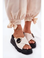 Elegantní Dámské Kožené Pantofle Na Klínu S Ozdobou Béžové Artiker 56C1585