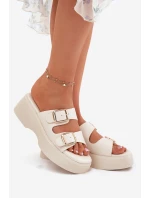 Dámské pantofle na platformě a klínu s přezkami světle béžové Nitarelia