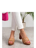 Klapky na podpatku model 229787 Solea Klapky na podpatku model 229787 Solea