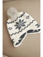Dámská zimní čepice vlněná s motivem sněhové vločky a pomponem K450 ecru