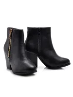 Parádní černé kotníčkové dámské boty s módním zipem