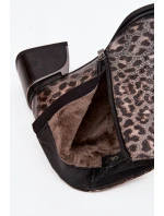 Kožené dámské kotníkové boty na sloupkovém podpatku, zateplené, vzor leopard D&A – černo/zlaté