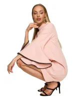 M698 Šaty áčkového střihu s andělskými rukávy - černé M698 Šaty áčkového střihu s andělskými rukávy - černé