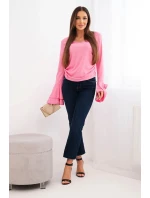 Dámská pruhovaná blůza s V výstřihem a volány na rukávech světlá růžová