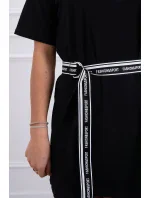 Šaty s ozdobným páskem černé Šaty s ozdobným páskem černé