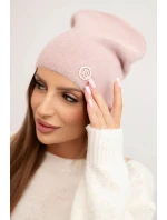 Dámská klasická čepice z alpaky s dekorativní destičkou pudrově růžová