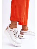 Dámská kožená sportovní obuv na platformě bíle Caressa