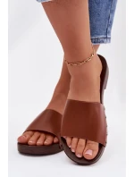 Dámské pantofle s přezkami na nízkém podpatku Camel Brinalle