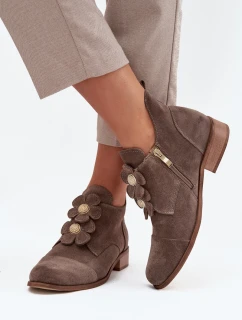 Semišové dámské polobotky s ozdobnými květinami Zazoo 3080 tmavě béžové