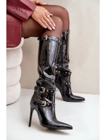 Lakované kozačky na jehlovém podpatku s přezkami černé Emiraethe