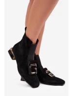 Dámské kožené semišové kotníkové boty na nízkém podpatku – černé