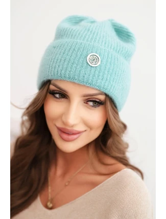 Dámská zimní čepice huňatá s ozdobným knoflíkem mátová