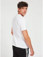 Pánské tričko s krátkým rukávem U0BA47K6YW1 - TWHT bílá - Guess Pánské tričko s krátkým rukávem U0BA47K6YW1 - TWHT bílá - Guess