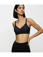 TRIACTION FREE MOTION – sportovní podprsenka s maximální podporou Triumph TRIACTION FREE MOTION – sportovní podprsenka s maximální podporou Triumph
