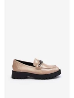 Dámské lakové mokasíny na ploché podrážce béžové Ezoma