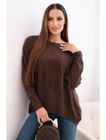 Dámský svetr s delším zadním dílem a raženou hvězdou hnědý