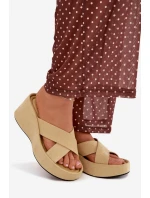 Dámské pantofle na platformě z ekocrézu žluté Calorine